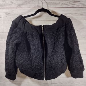 LF Run Cinta Run Off the shoulder jacket